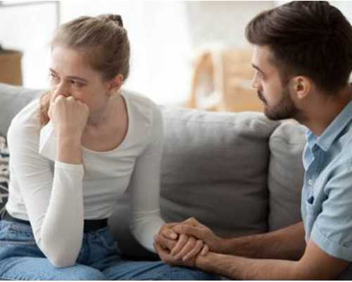 助孕机构医院~b超是通过卵泡大小来判断卵泡黄素化的吗？