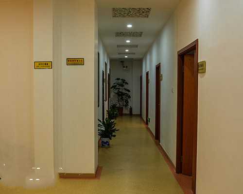 济南代怀最新报道,济南做试管婴儿要多少钱，中心价格96256元